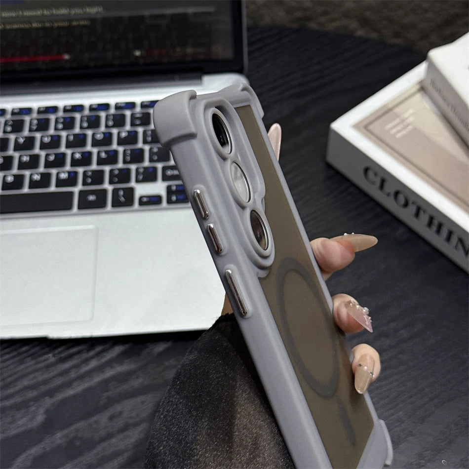 Case Translúcida Armor Magnética com Quinas Reforçadas