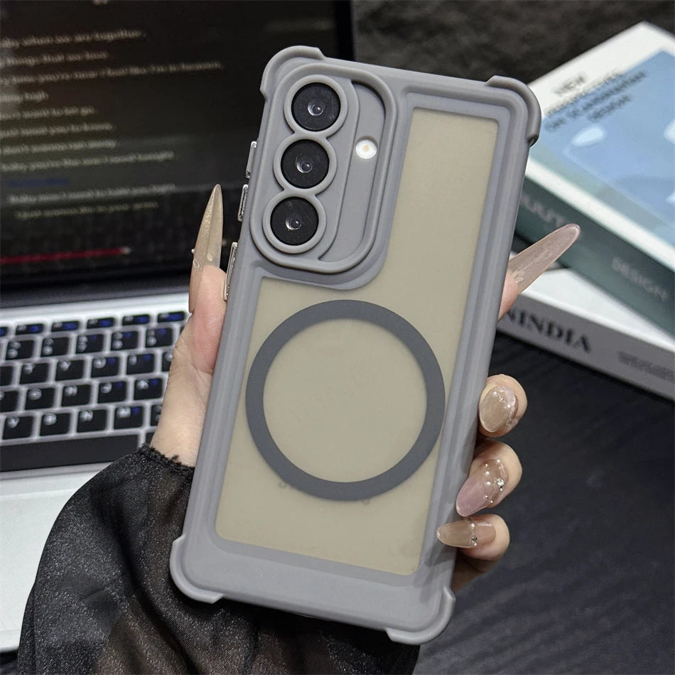 Case Translúcida Armor Magnética com Quinas Reforçadas