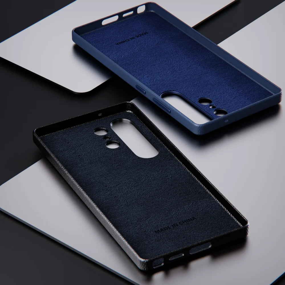 Capa Samsung em Couro com Design Minimalista em couro — detalhe lateral | Orbit Cases